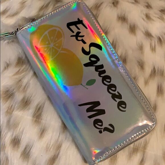 Ex squeeze Me? Wallet - Picture 2 of 4